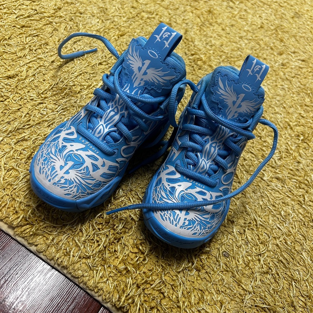 Puma x Lamelo 11c.